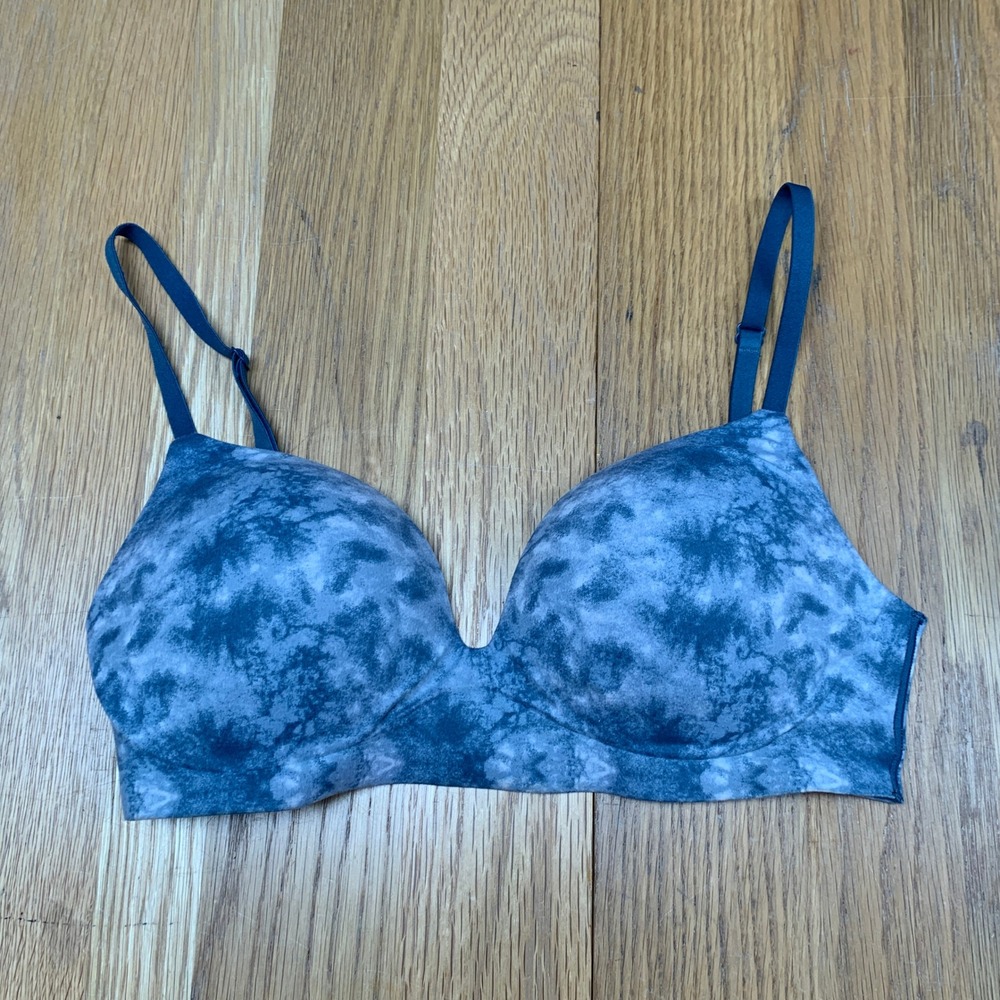 Victorias Secret Incredible Wireless Bra 32D Blue Tie Dye Padded No-Wire Cloud